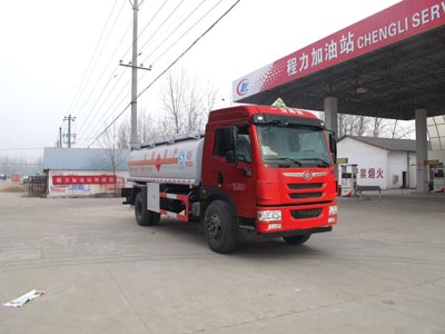 國(guó)五解放單橋油罐車